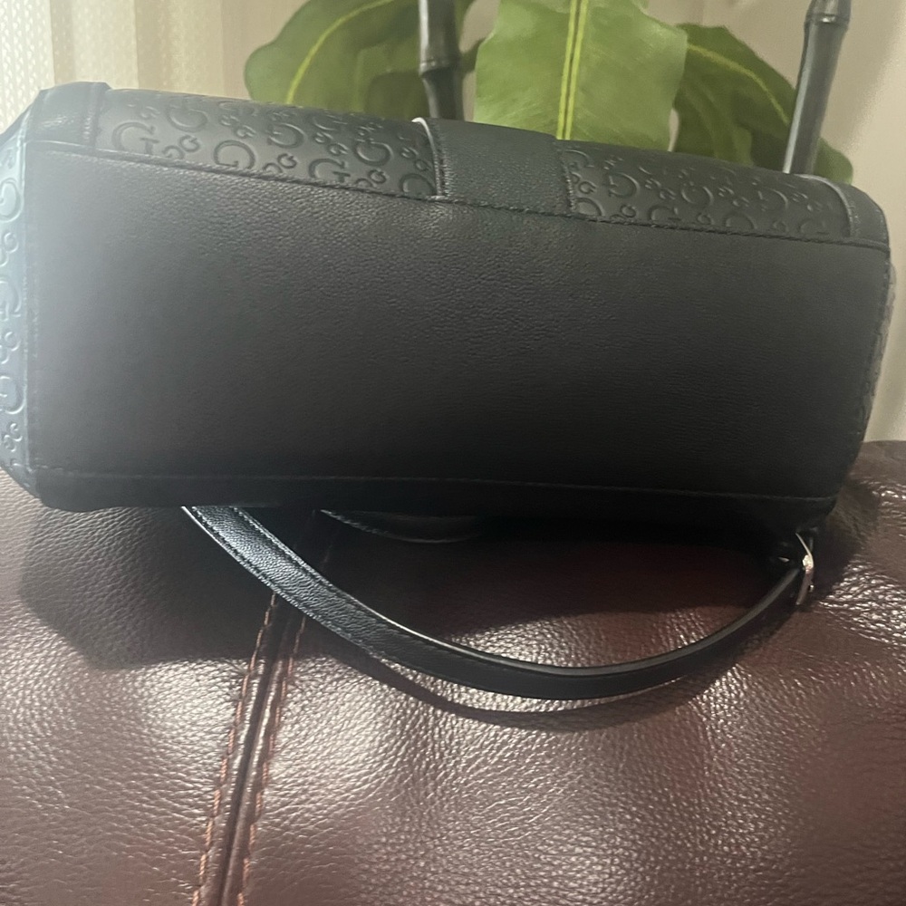 BLACK GUESS BAG 🖤 - Picture 11 of 12